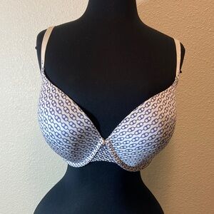 Victoria’s Secret Chic Navy and White Patterned Bra Size 36DD